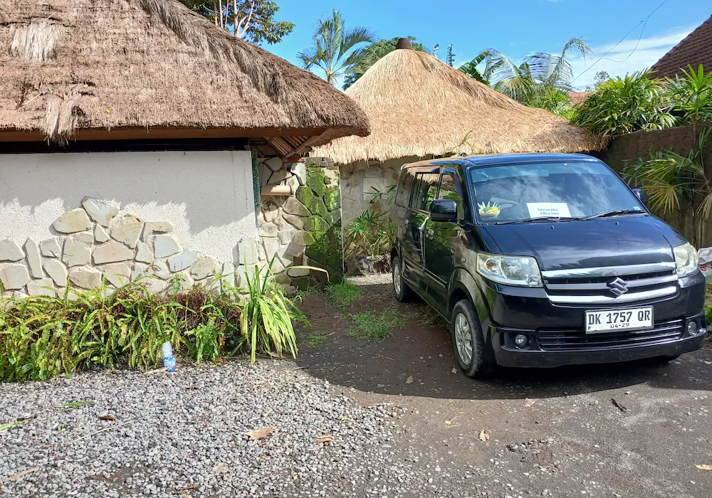 Ubud to Bedugul private taxi MedyTrips