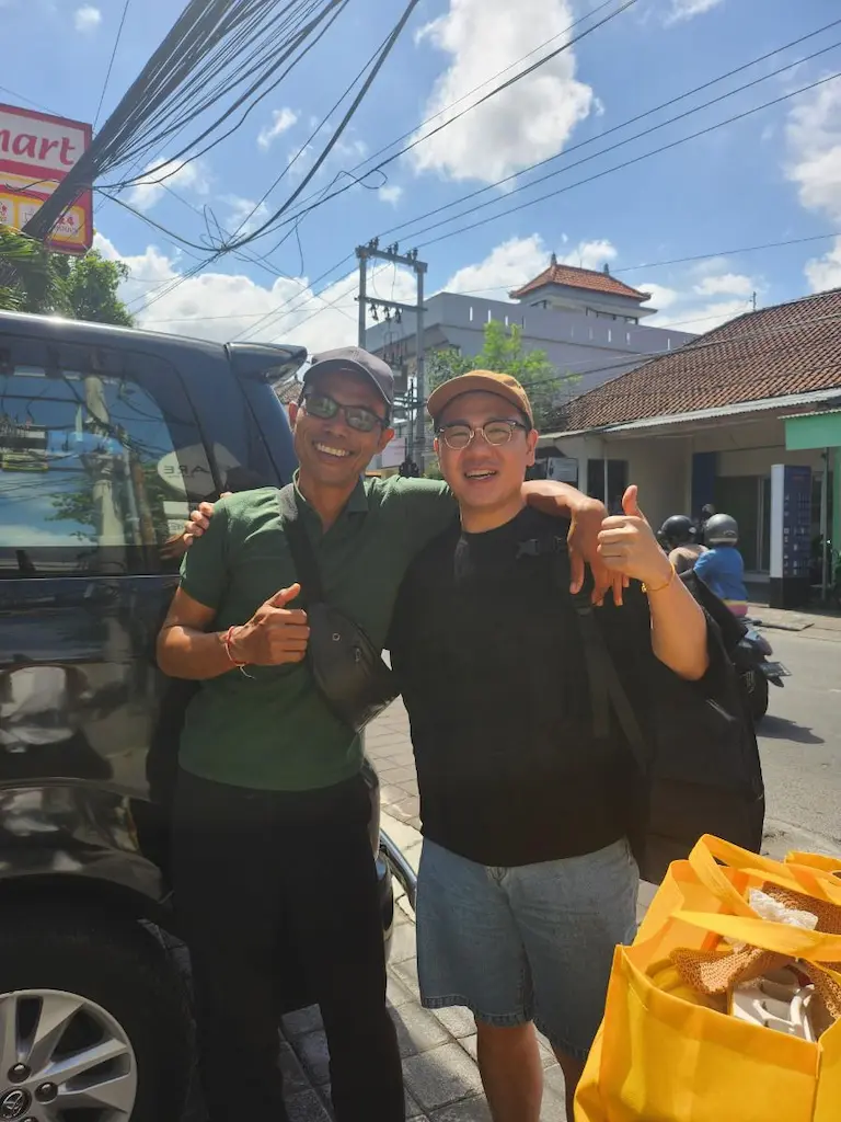 Ubud to Pekutatan private taxi MedyTrips